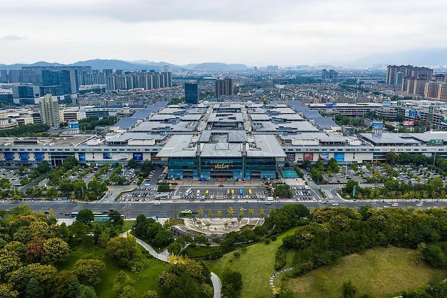 Yiwu international trade market, the world’s largest small commodities market